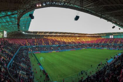 Arsenal Eye PSG Winger Barcola Amid Transfer Interest