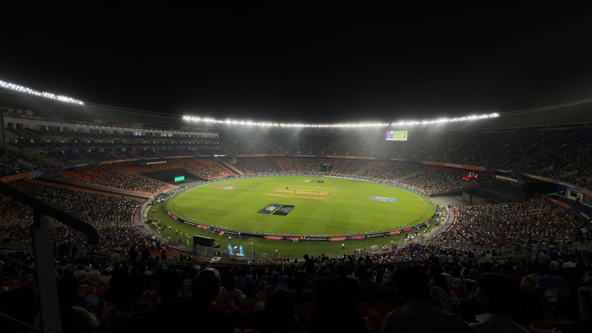 Australia Dominates Bangladesh in T20 World Cup