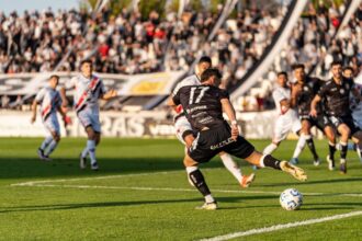 Uruguay Faces Cabo Verde in Historic World Cup Context